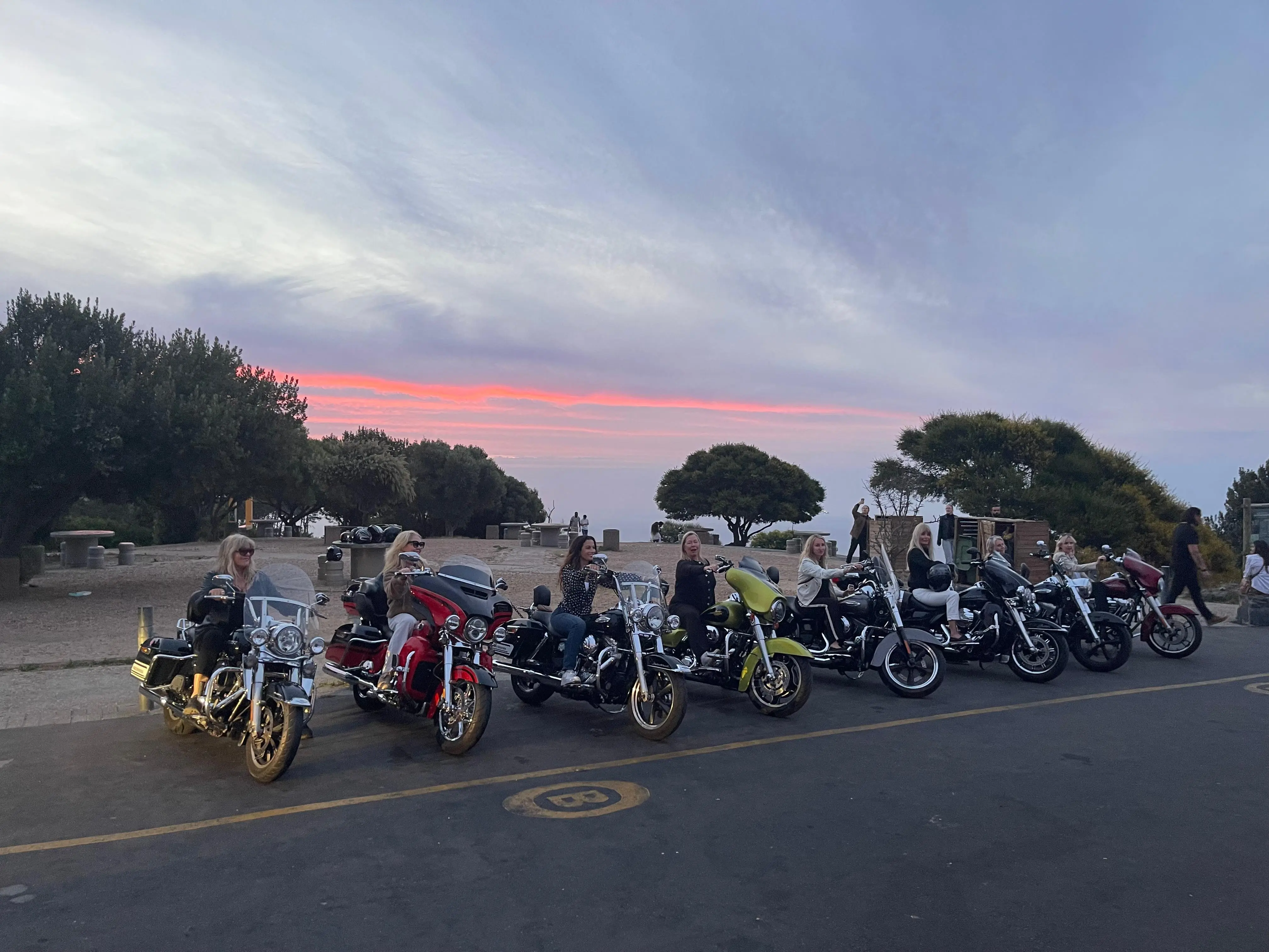 Chauffeured experiences in Cape Town on a premium cruiser