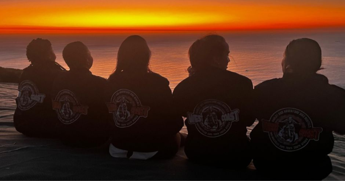 Chauffeured sunset motorcycle ride in Cape Town with ocean views